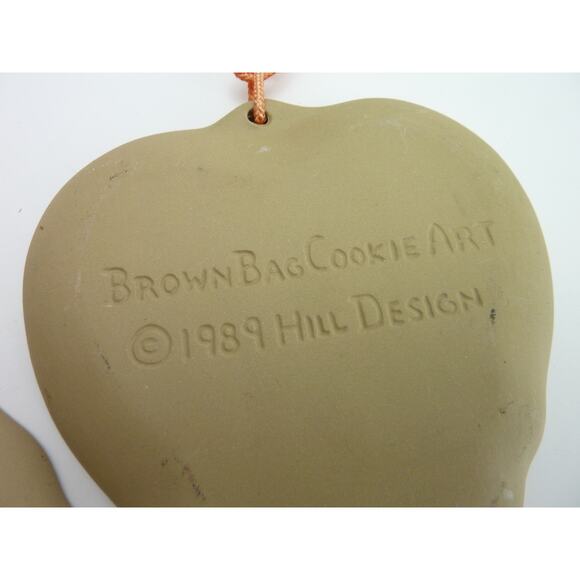 Vintage 1985 Raggedy Ann Mold and Heart Shaped Tulip Clay Cookie Craft Mold - Picture 5 of 6